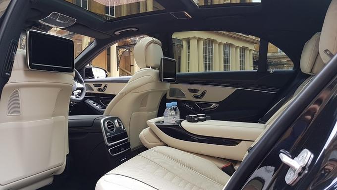 All Luxury Mercedes with WIFi TV mini bar